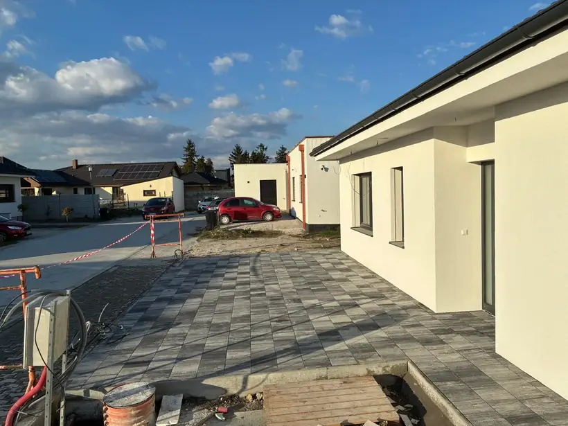 Stavba Cífer 2 – realizácia spevnených plôch