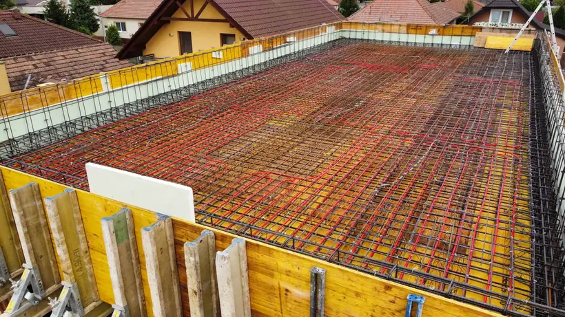 Stavba Zavar – spodná strana monolitického stropu